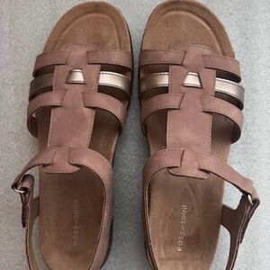 NWOB Easy Spirit Women's Bianka Round Toe Strappy Casual Sandals 9.5 M